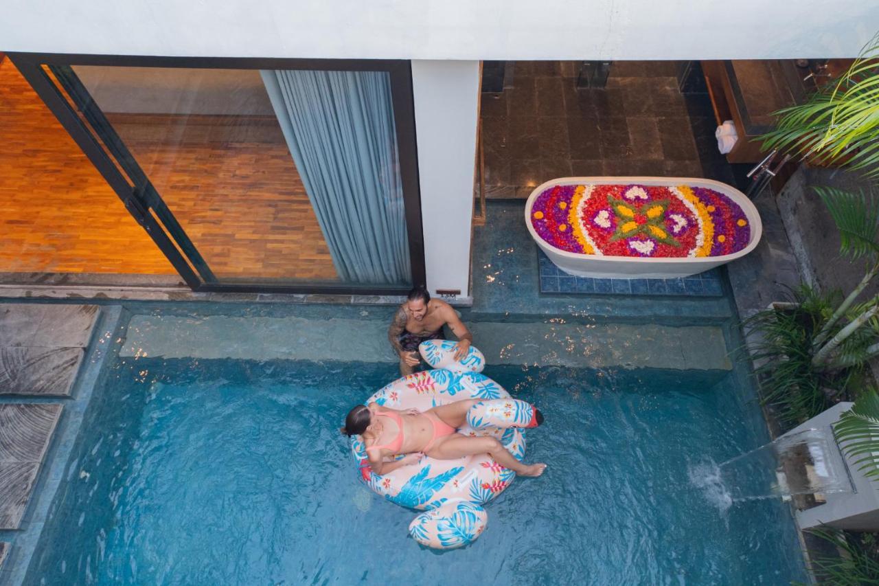 Ayona Villa Seminyak By Ini Vie Hospitality Екстериор снимка