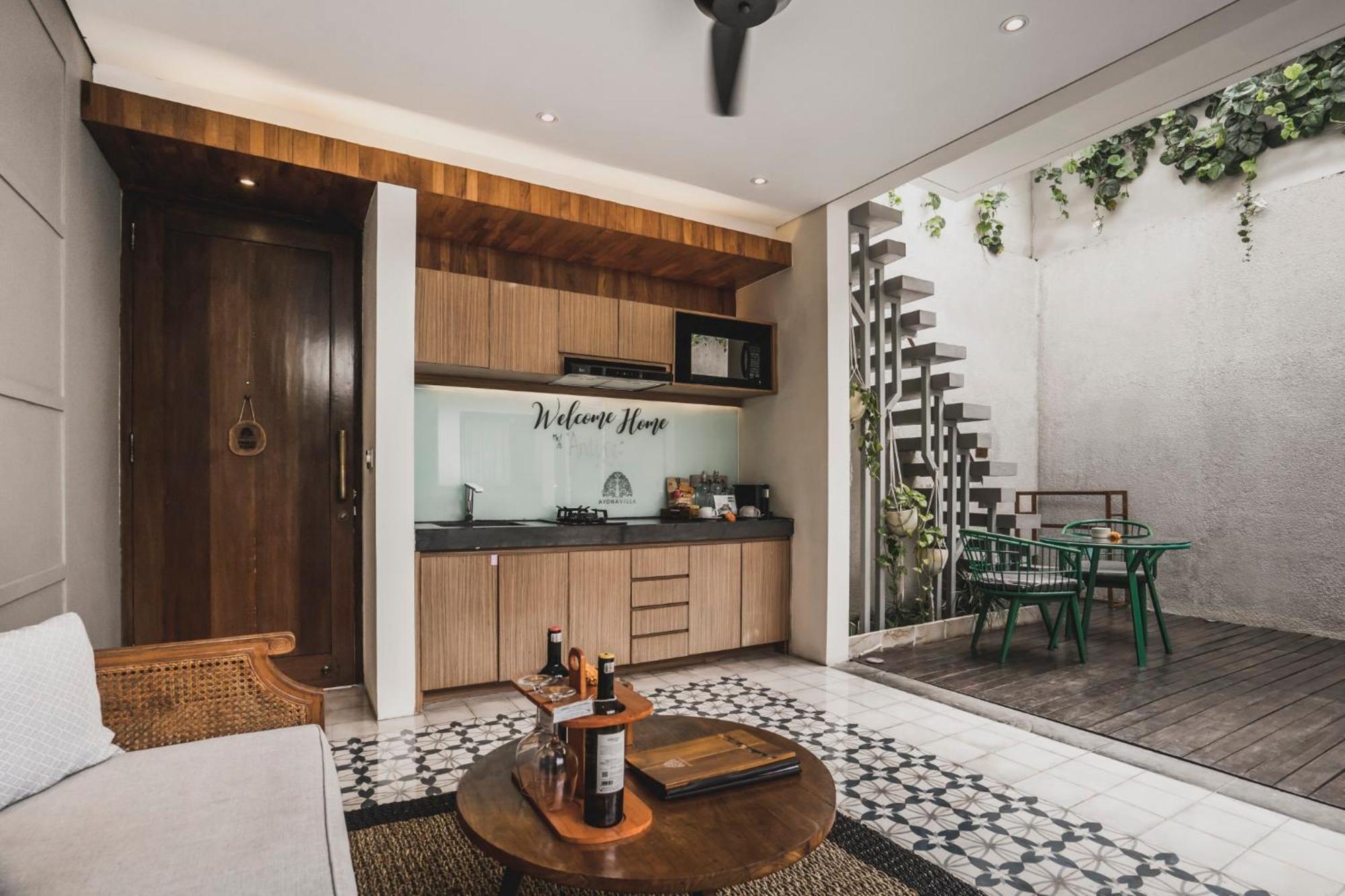 Ayona Villa Seminyak By Ini Vie Hospitality Екстериор снимка